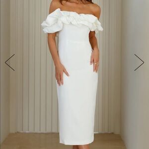 Hello Molly dress. Size small. White.